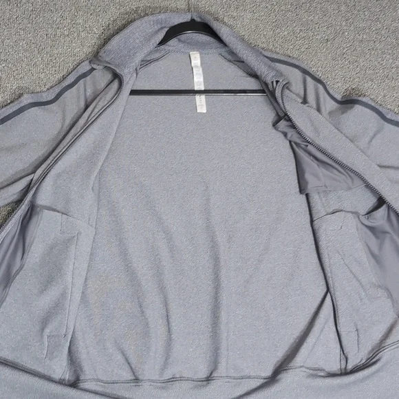 Lululemon Kung Fu Jacket II Size Small in Heathered Slate 2011 Gym Workout - Picture 9 of 14